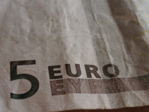 Billete de 5 Euros. Imagen: leafy. Fuente: PhotoXpress.