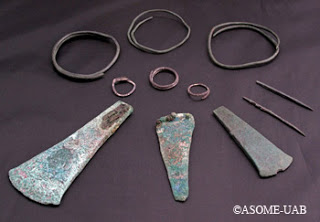 La Bastida. Objectes de bronze trobats l'any 2009.