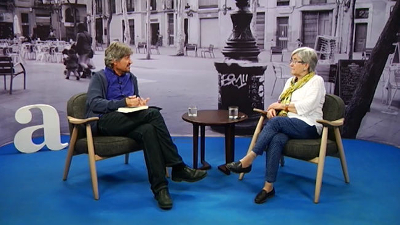 Carles Capdevila amb Miren Etxezarreta al plató del diari Ara.