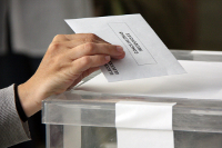 Urna d'eleccions municipals.
